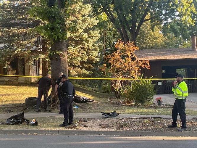 iPhone 14侦测车祸　警到场车上6人全惨死