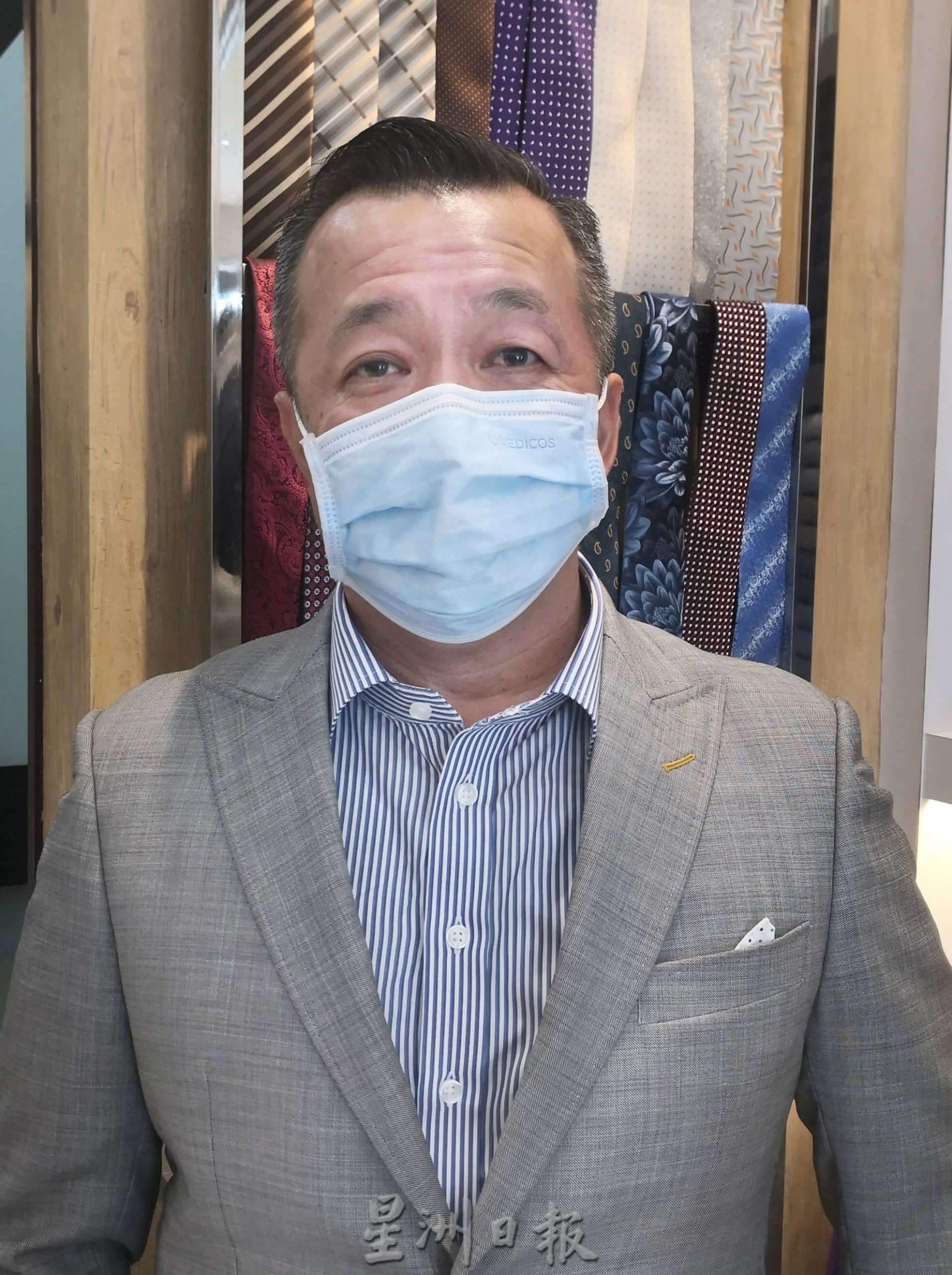 NS芙蓉/大开放活动庆典多 纷纷订做衣,裁缝业迎兴旺