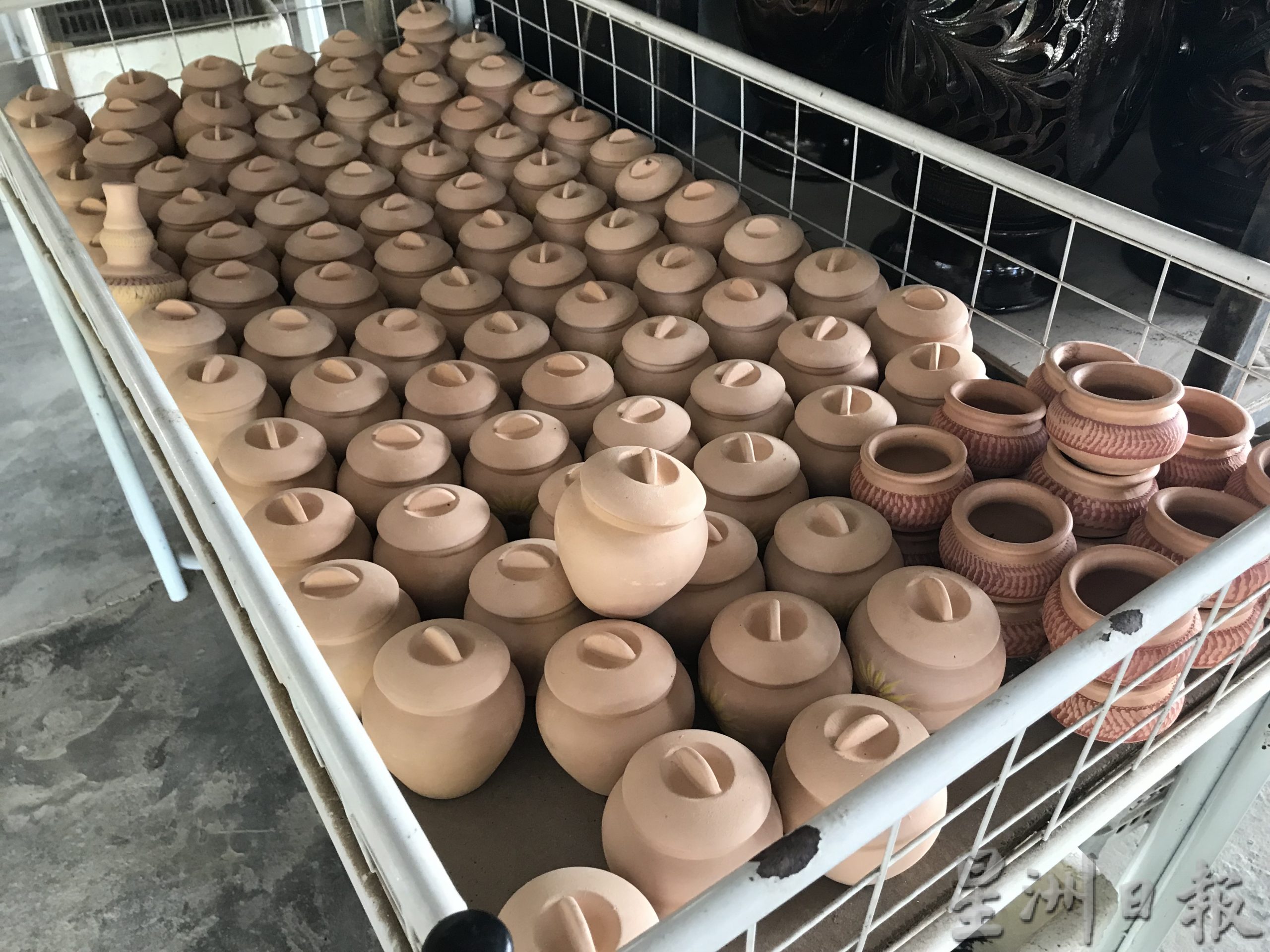 pk(5/10见报)大霹雳封底主文/  它的诞生