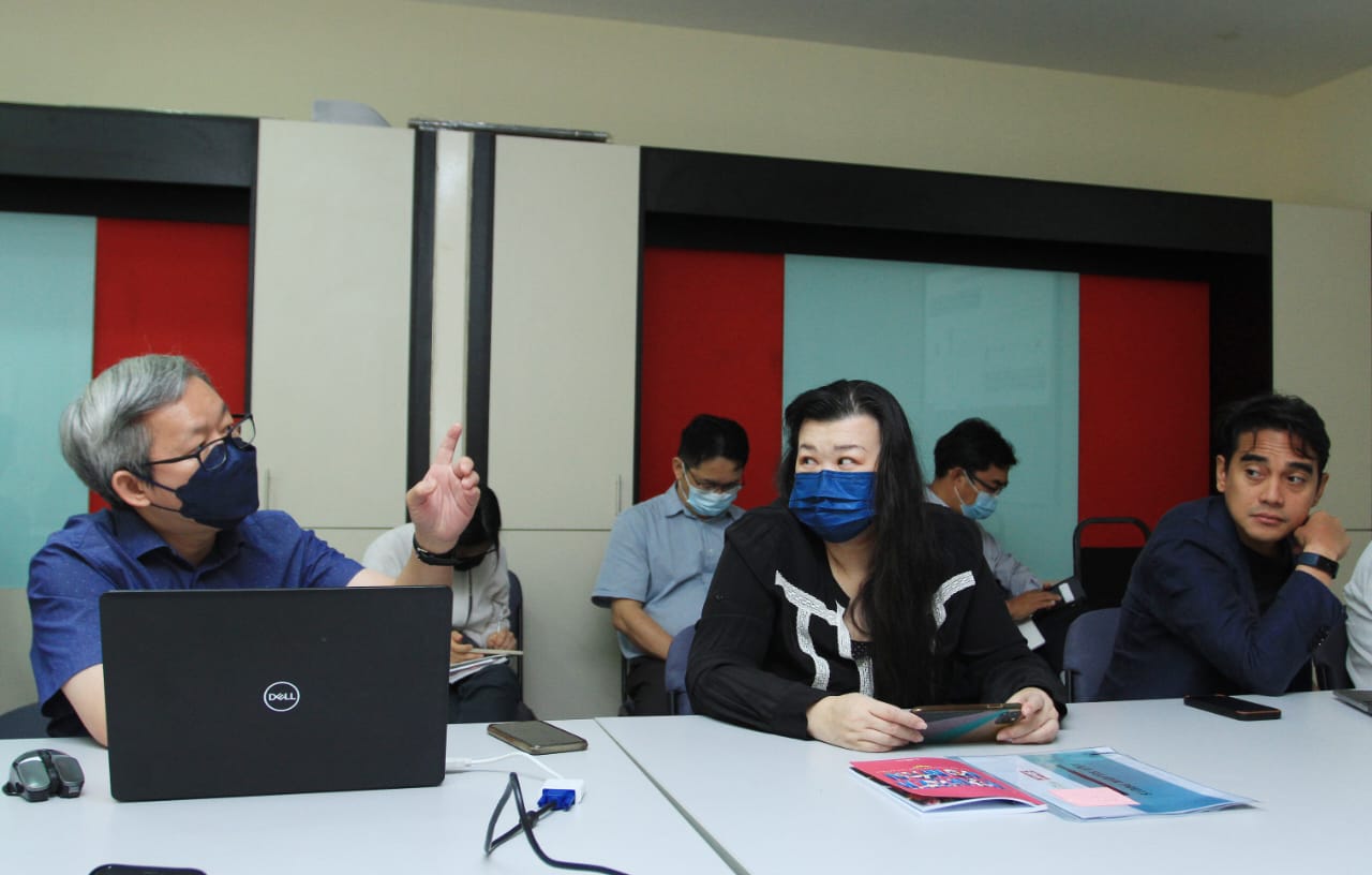 人民要什么 // 华研-华裔要安华当首相