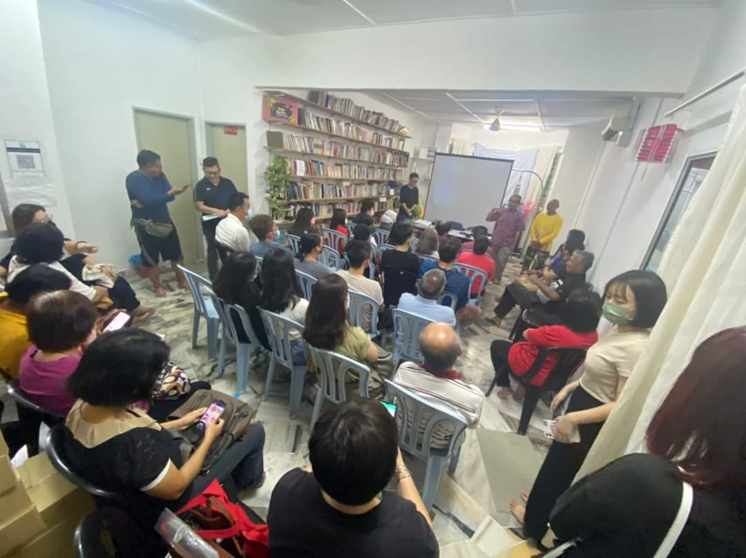 13/11见报∕我们∕各族助选团