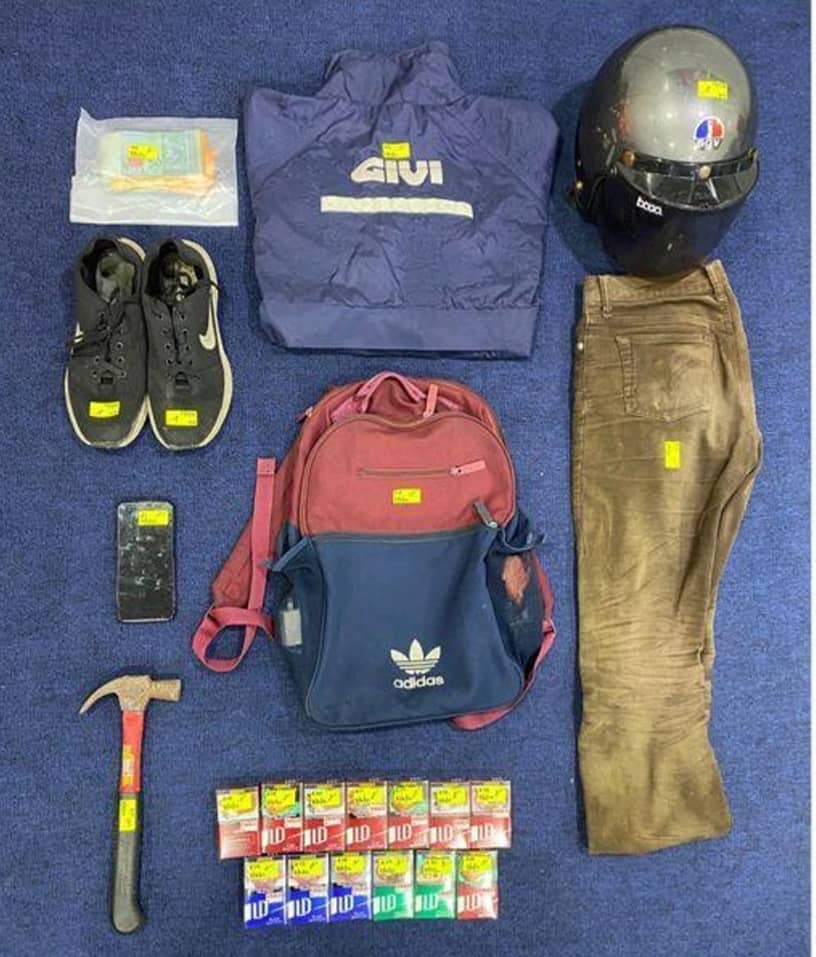 2巫裔男持锤子抢劫便利店·警方10小时后破案逮捕2人