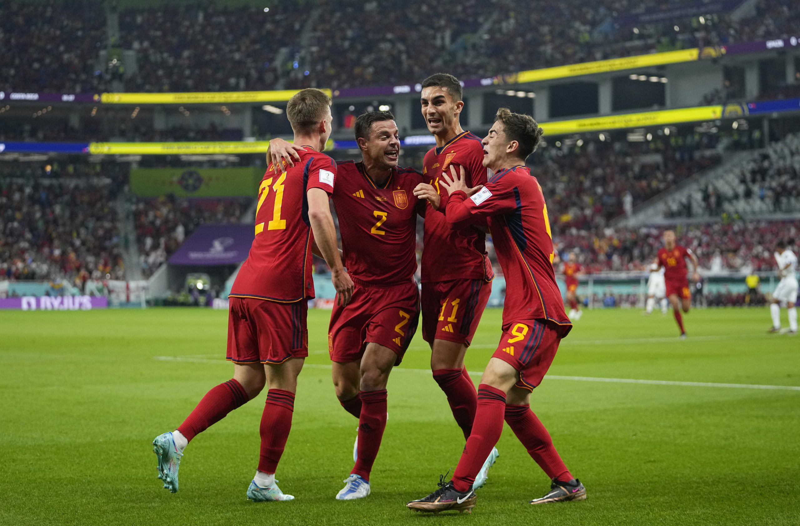 7弹轰哥军创队史最大胜利 西班牙终破首轮不胜魔咒