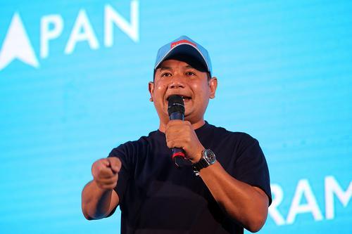 “反贪会昨晚查Invoke” 拉兹菲:员工被扣查7小时