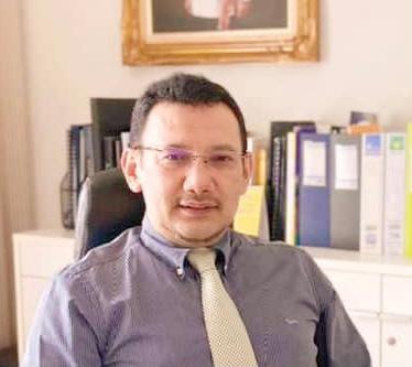 “政府体系在空转” 宪法专家:需尽快组新内阁