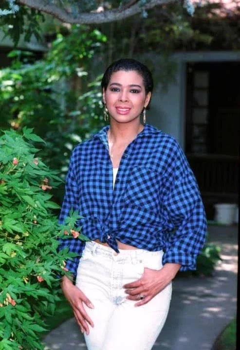 《闪舞》主唱艾琳卡拉逝世 　终年63岁