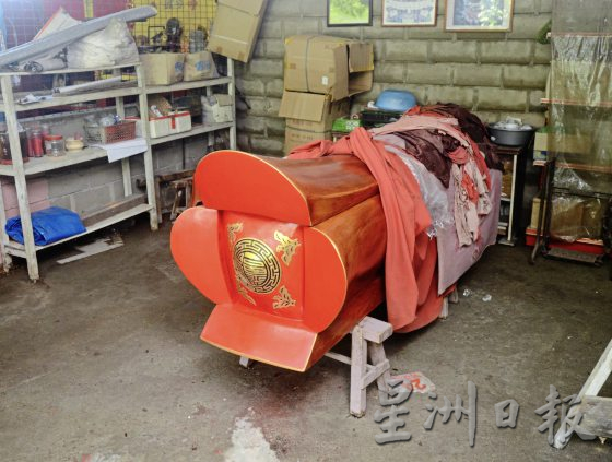 【吉兰丹华人的故事／05】梅花棺师傅陈纪林／坚守祖传制棺技艺