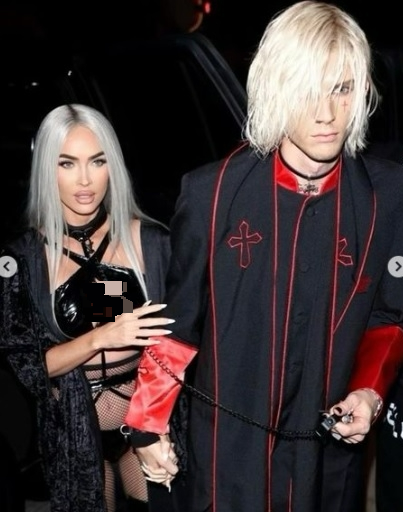 万圣节戴狗环跪领圣餐 梅根霍士亵渎宗教被轰恶心