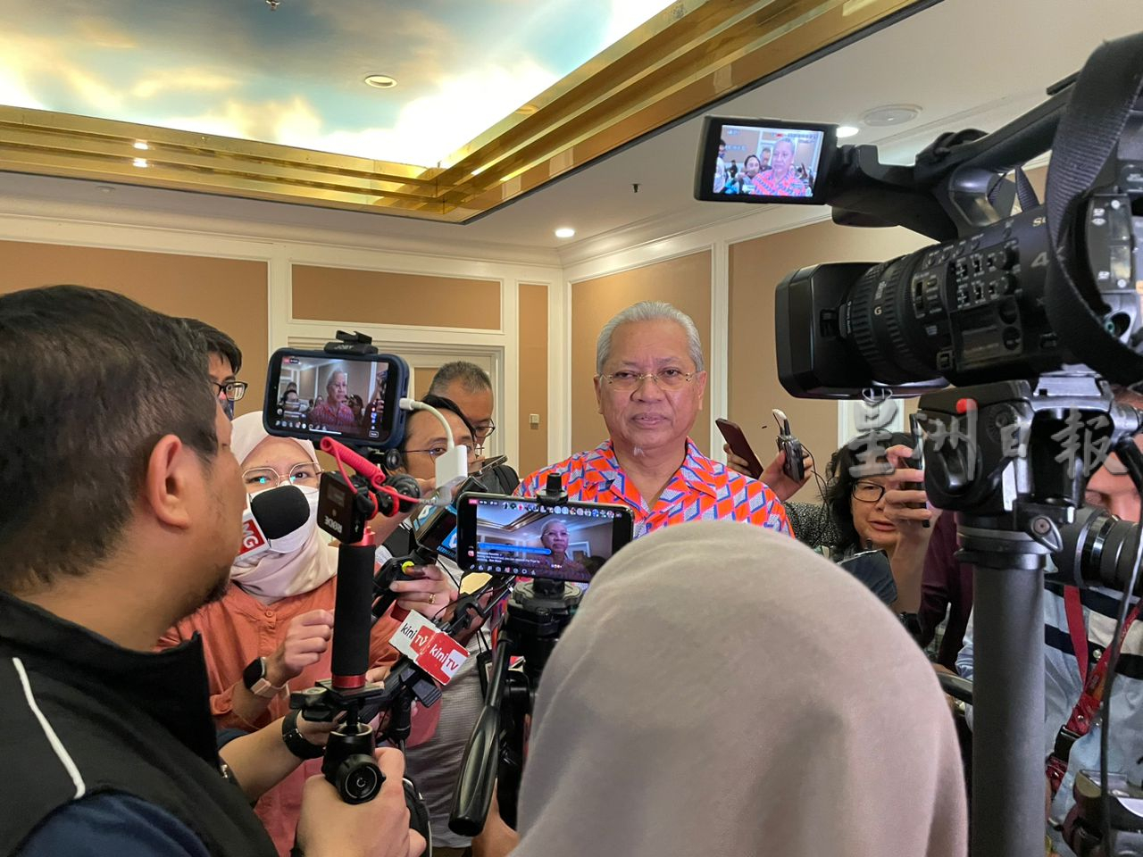 不必再谈判 安努亚慕沙：30国阵议员接受当反对党吧！