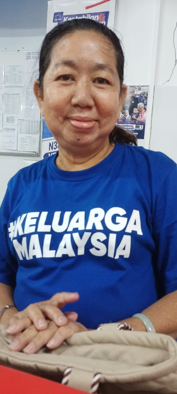 专版 / 看守首相依斯迈谈话：给国阵一个机会去建立稳定！