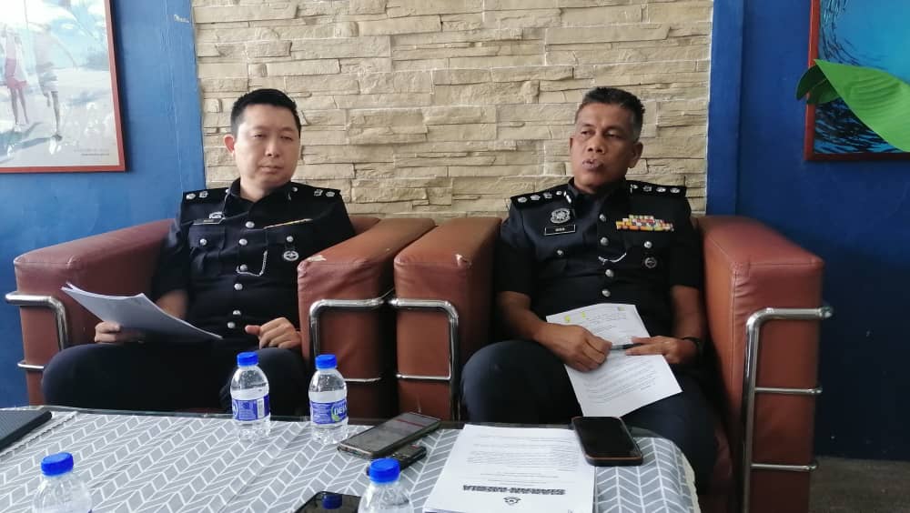 东：关丹警方：接13个选举投报，开档调查2刑事案。