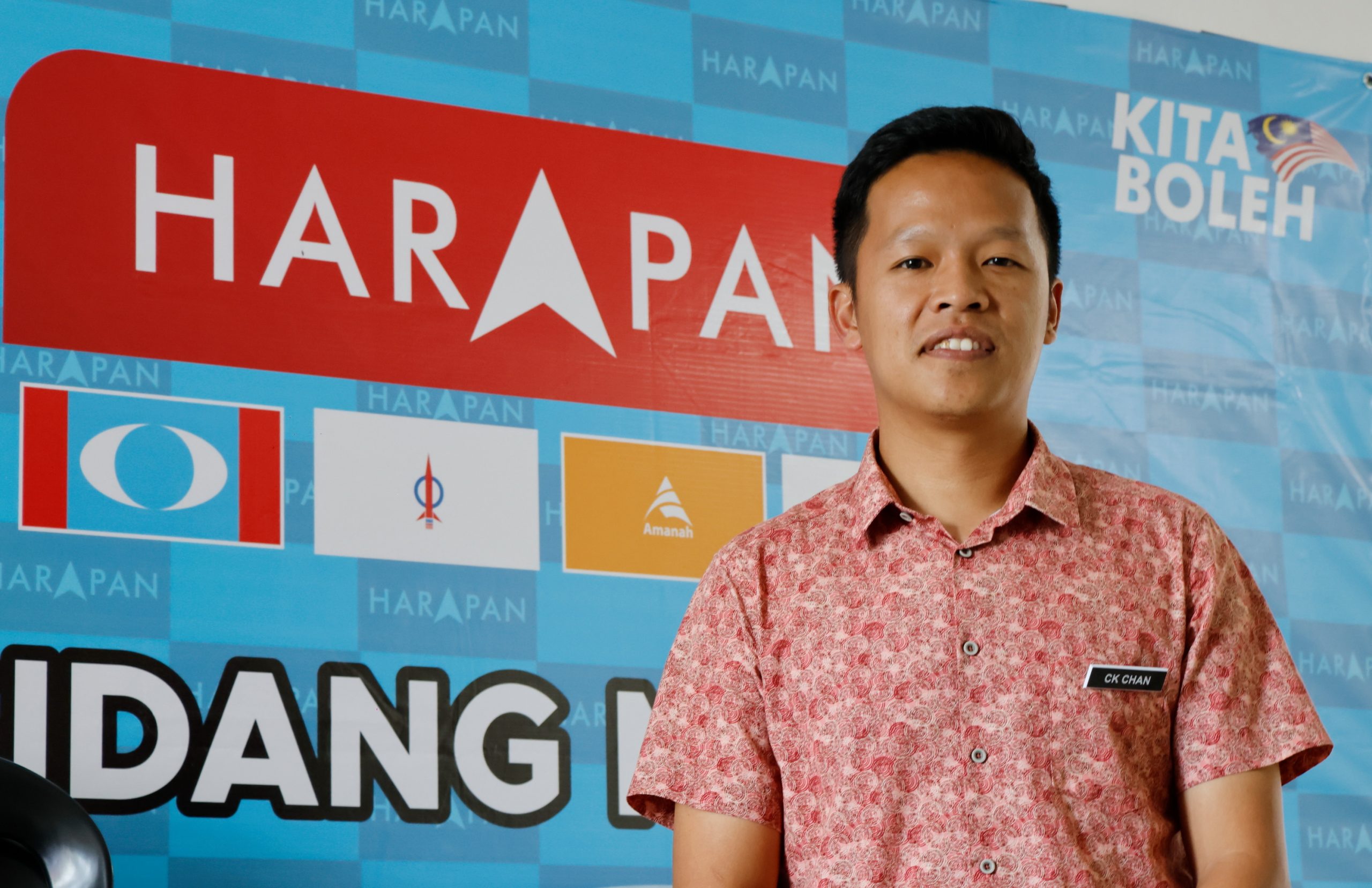 东：彭州议会“初哥”陈俊广何子扬期待为民发声