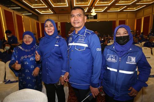 两度让路他人上阵大港 嘉马:“奉献自己为民服务”