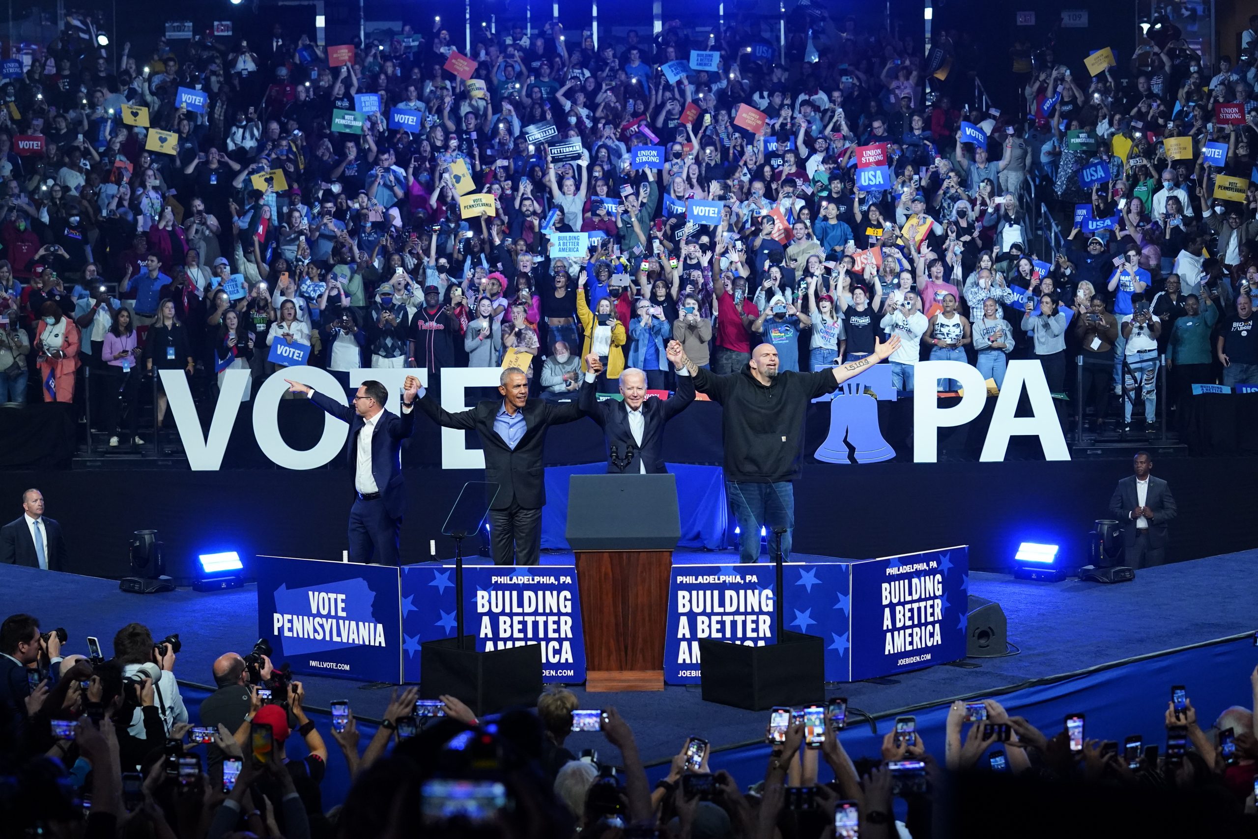 中期选举进入白热化阶段 拜登奥巴马特朗普齐到宾州拉票