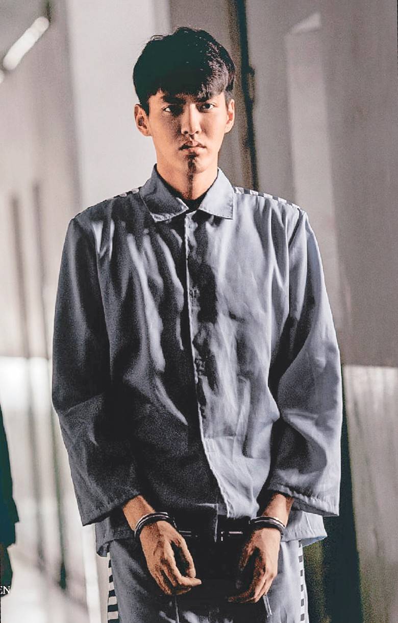 亲手送儿子进监狱  爆吴亦凡母子一起坐牢