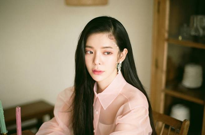 以白雏菊梨泰院哀悼 GD挨轰借惨剧宣传品牌