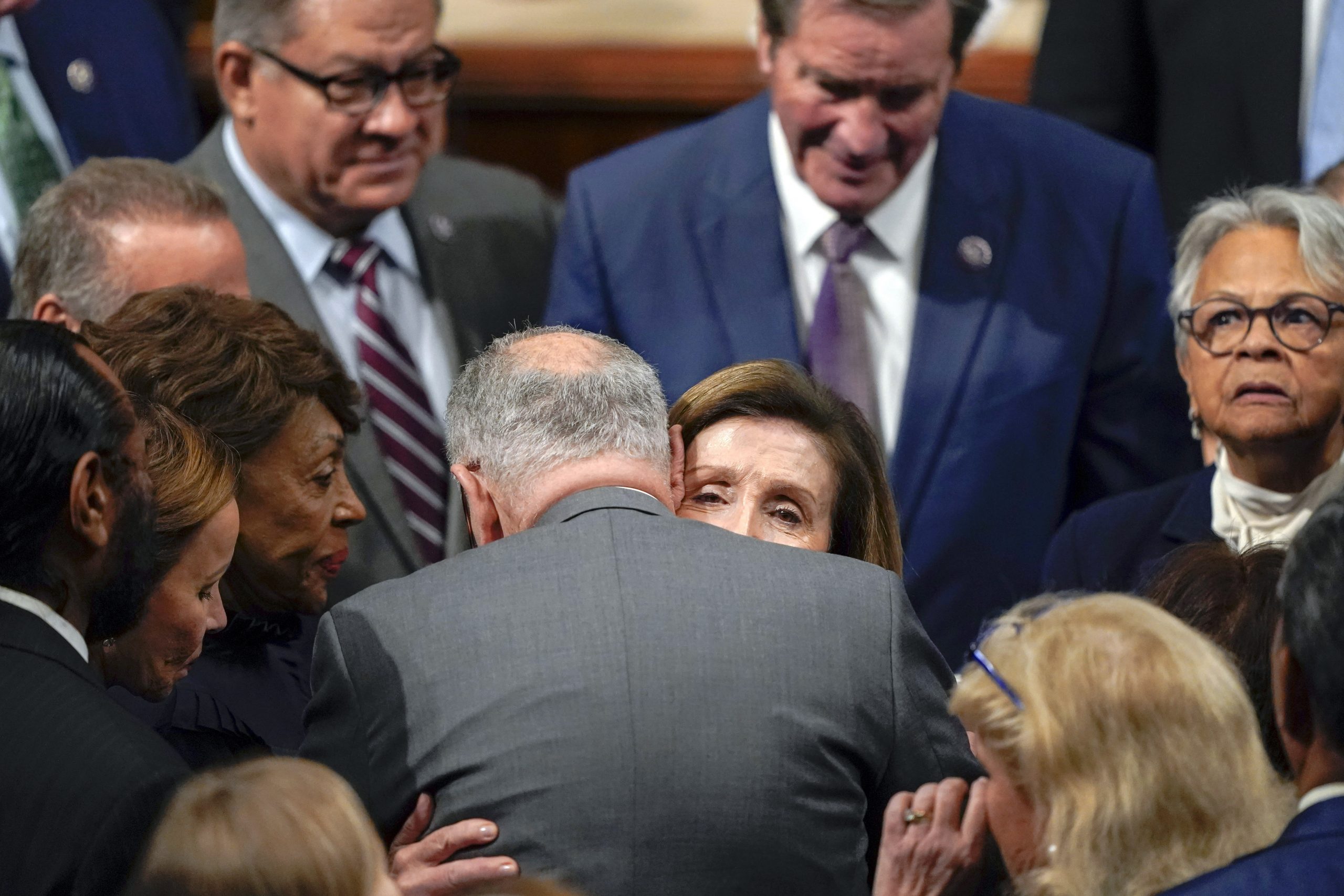 佩洛西宣布交棒，不再寻求连任民主党领袖