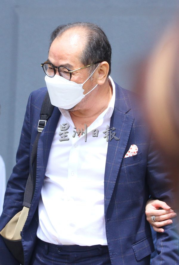 供夜报//1MDB案审讯