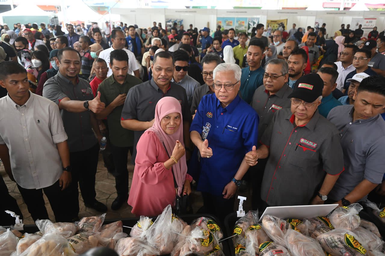 全:农民组织:订目标要把青年企业数目增至30%。