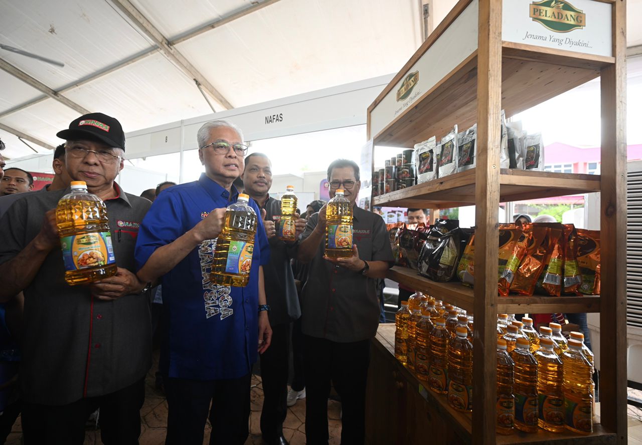 全:农民组织:订目标要把青年企业数目增至30%。