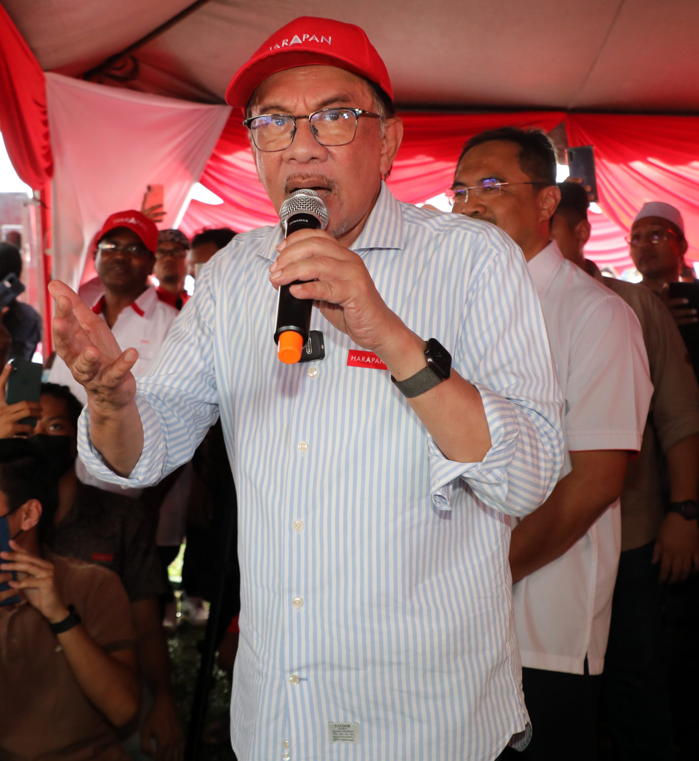 全国/安华:若成为首相将召集大园丘商降食油价