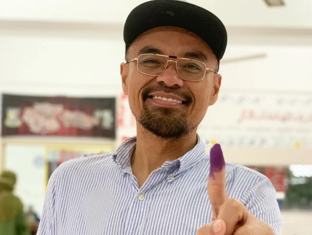 全国:新闻:为了投票,男子花费2万令吉从沙地阿拉伯返国