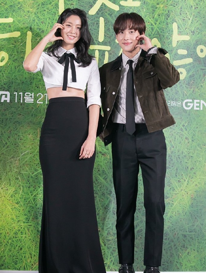 关晓彤造型翻车 造型师被骂到关评论