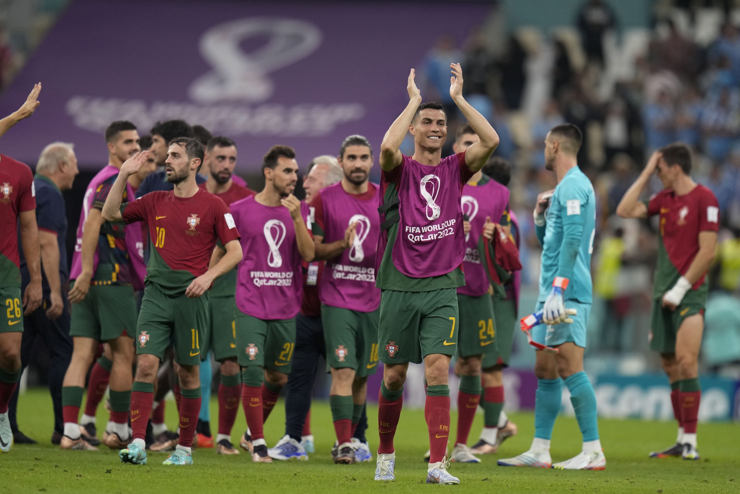 加纳（韩）乌争16强门券  葡军末轮不败即当盟主