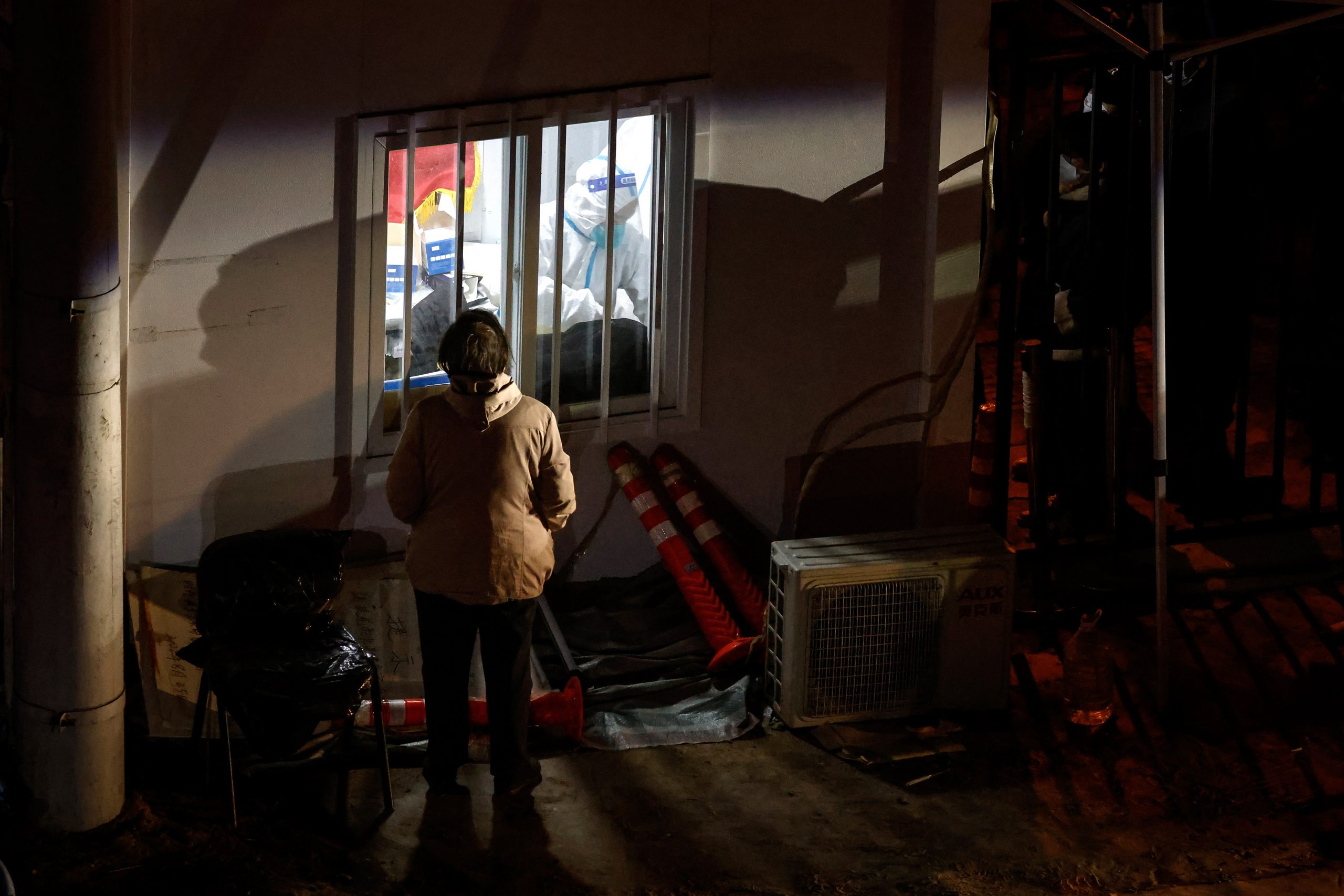 北京通报一宗死亡 广州海珠区第五度延长强化封控