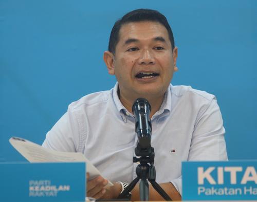 千万财产如何来？拉菲兹亲揭致富原因