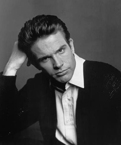 华伦比堤被翻旧账 遭控哄骗未成年性交