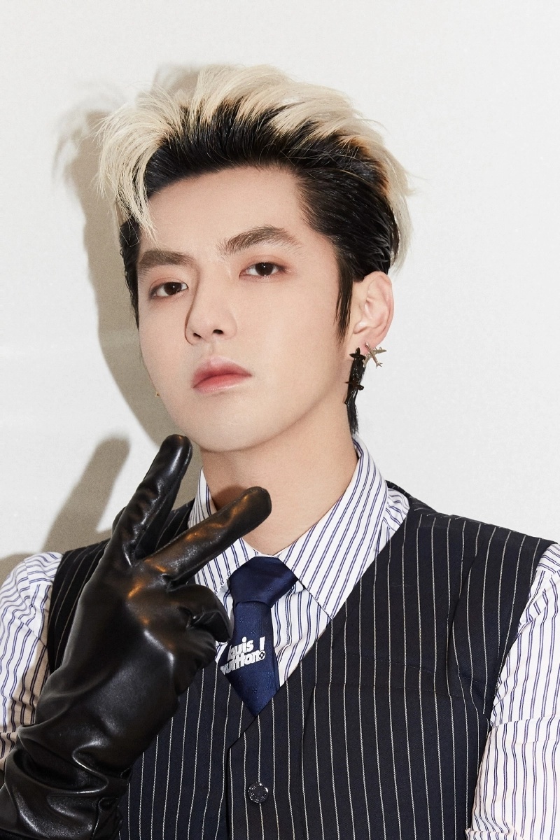  吴亦凡服刑45岁出狱 都美竹感叹：终于等到了