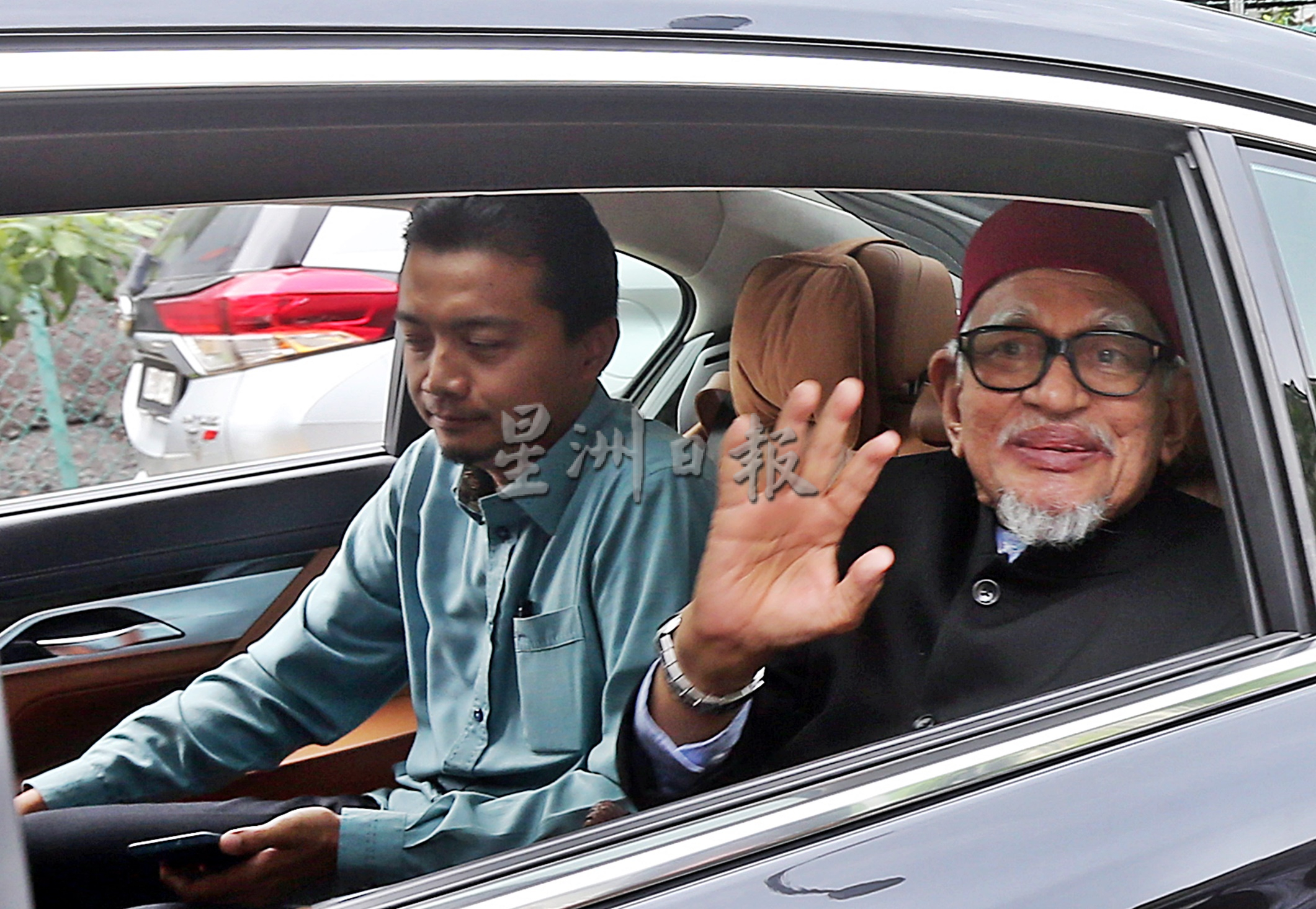 哈廸阿旺早上到私邸会晤慕尤丁