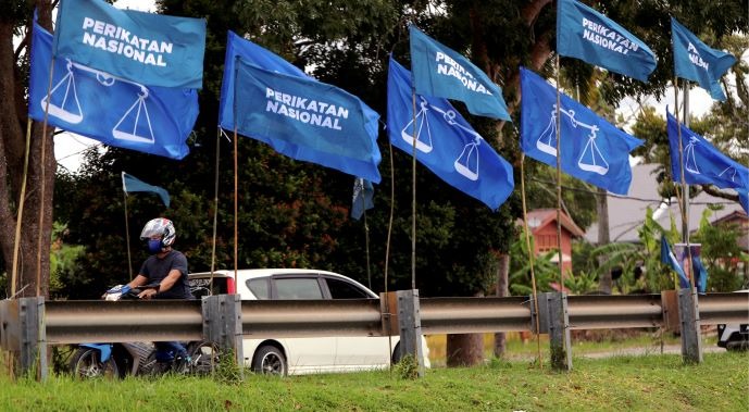 国盟、国阵颜色太近分不清 选民:标志是文字很难记