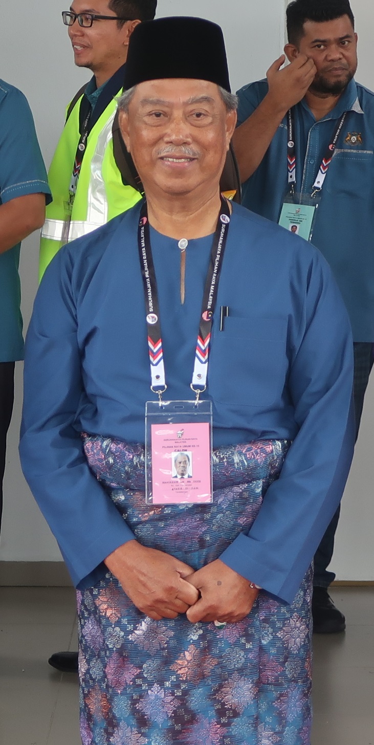 国︰慕尤丁成功捍卫巴莪,3届不同党旗中选