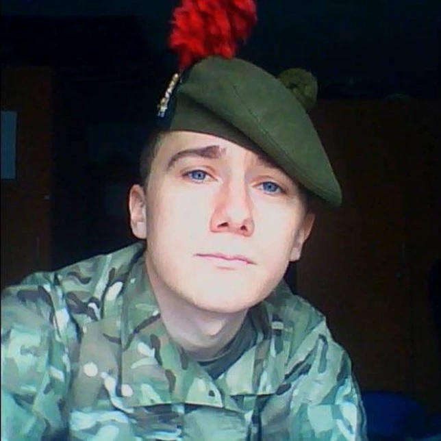 夜间实弹演习酿命案 二等兵遭同袍一枪爆头