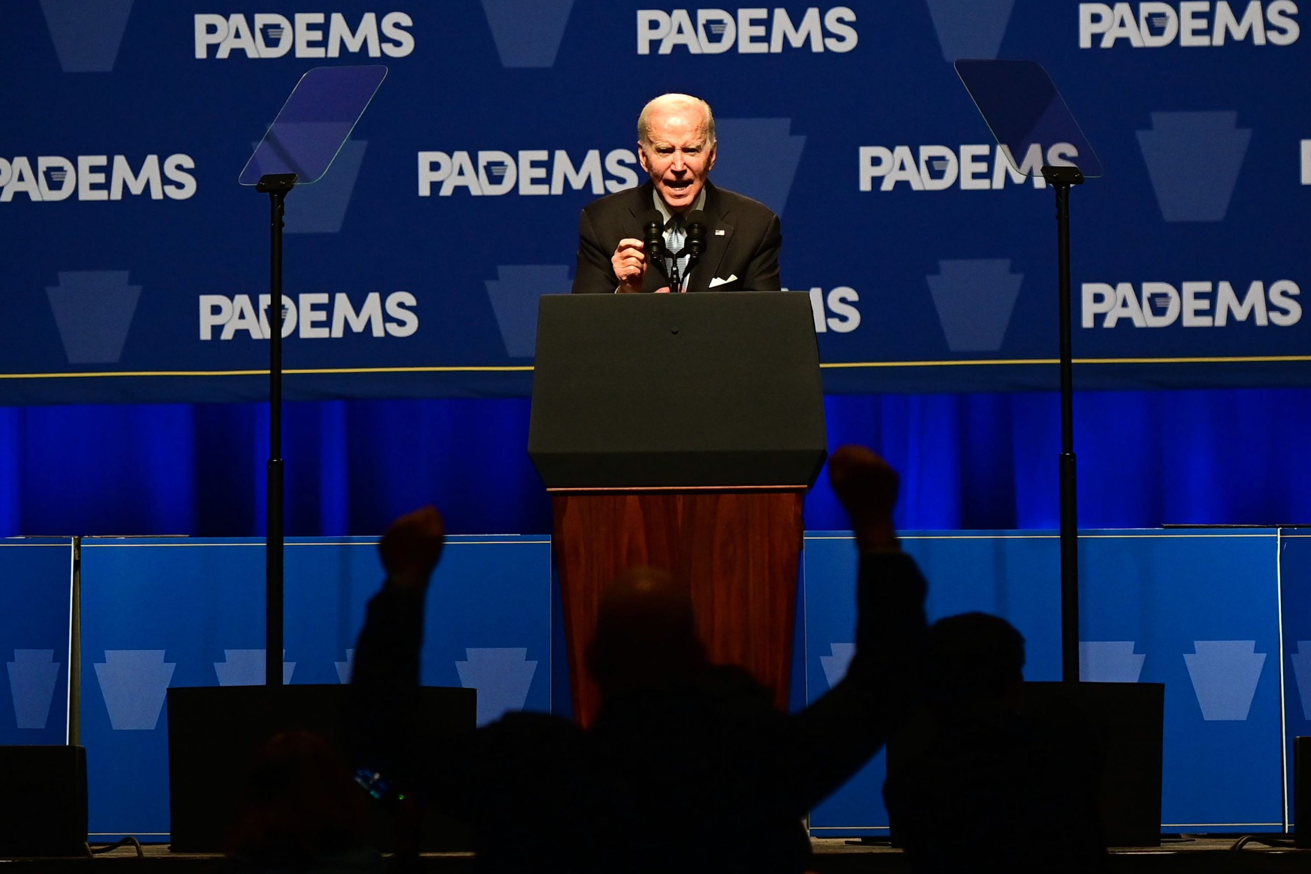 天下事 主文 美中期选举 拜登会否被共和党的“红色浪潮”所淹没?