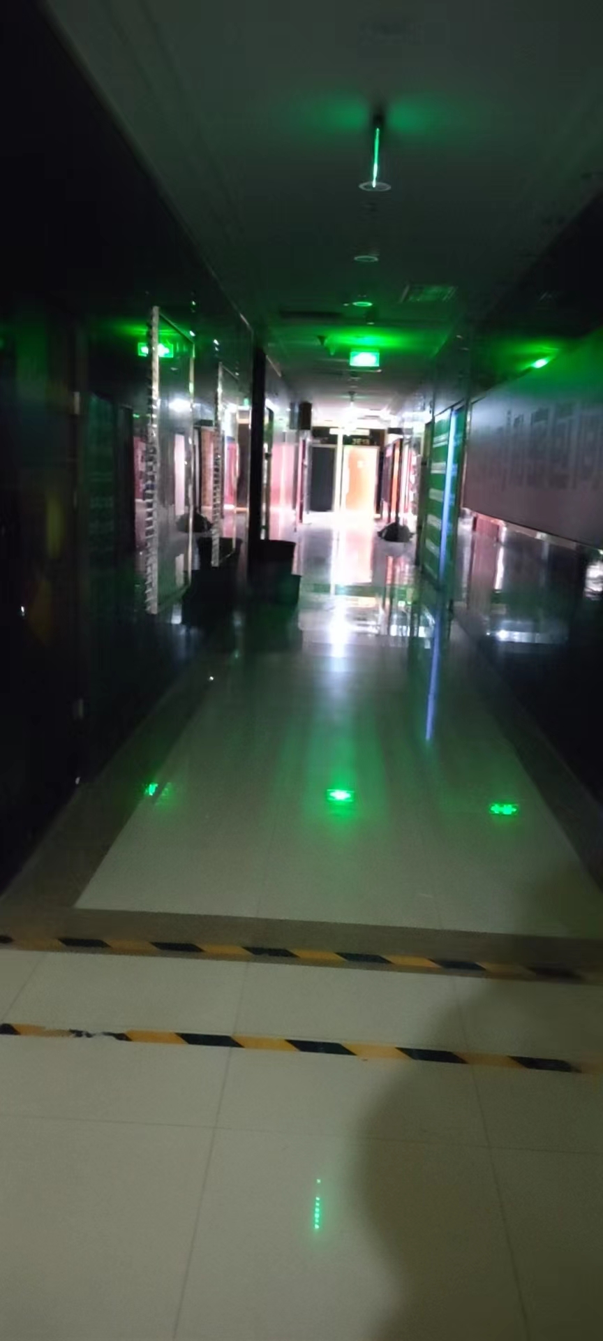 天下事 新增病例直逼千宗 北京再按暂停键///主