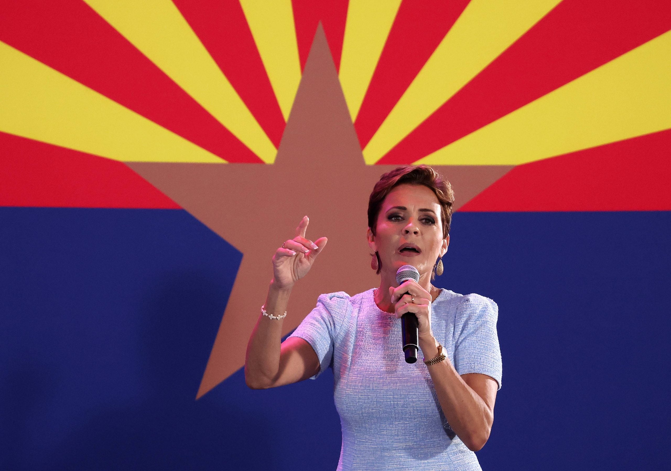 天下事 美女主播竞选亚利桑那州长 传将是“特朗普2024年副手”