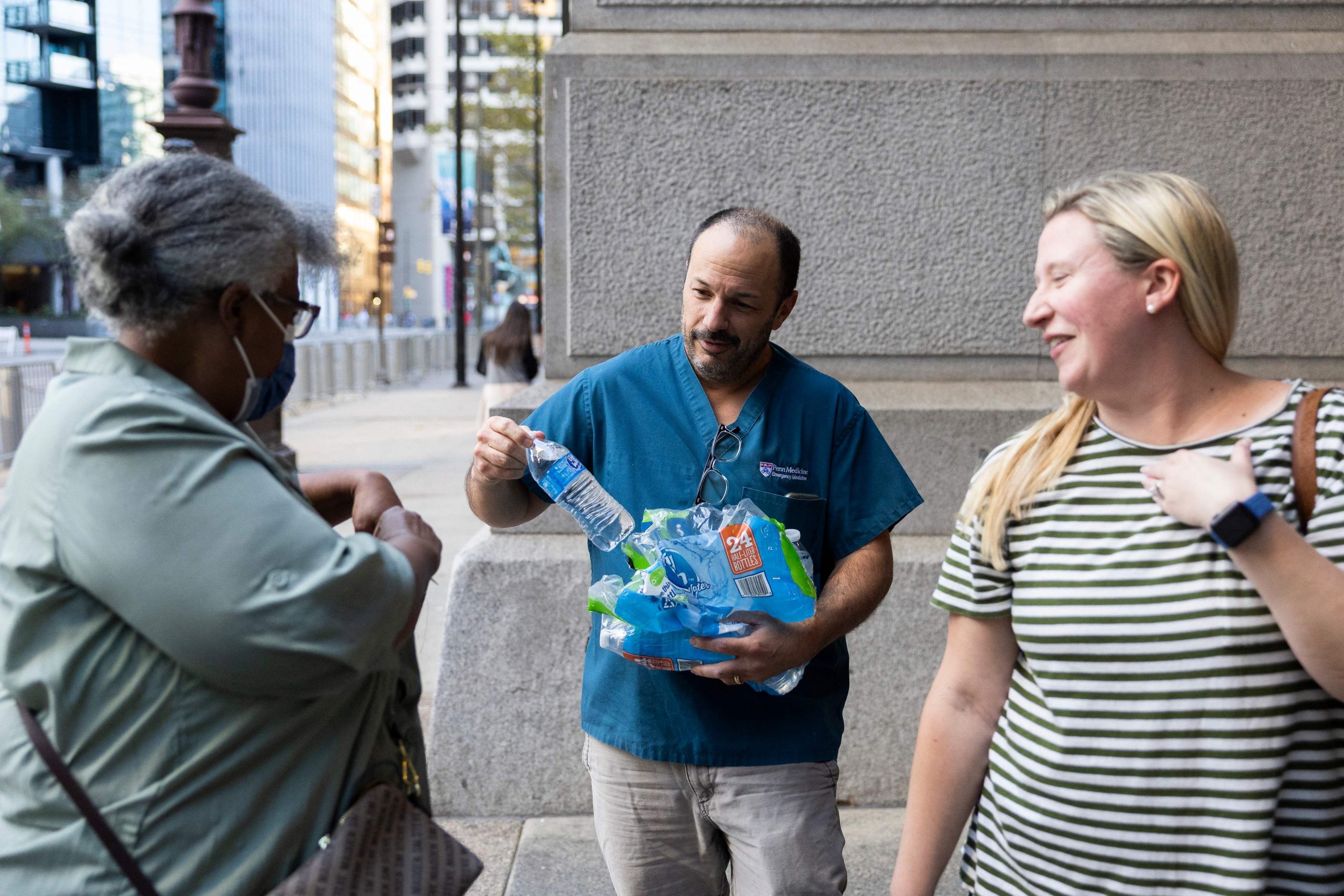 天下事 美女主播竞选亚利桑那州长 传将是“特朗普2024年副手”