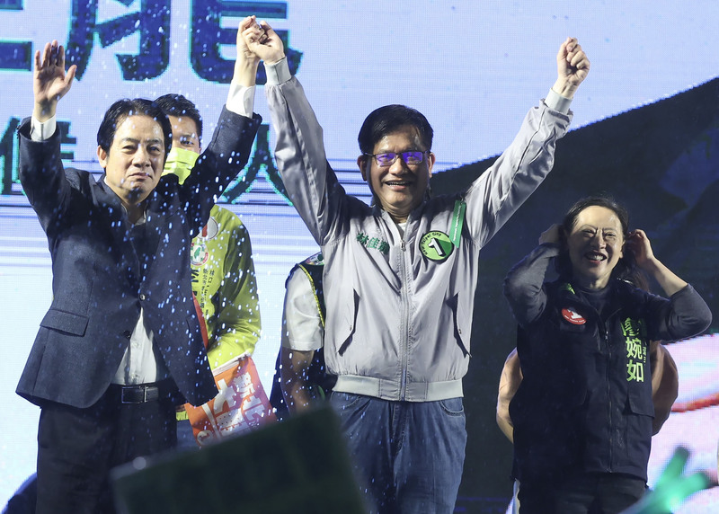 头)民进党再次面临无声大海啸 绿2024布局谋定而后动