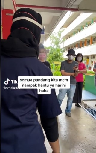 女子确诊投票好丢脸“像看见鬼让路给我!”