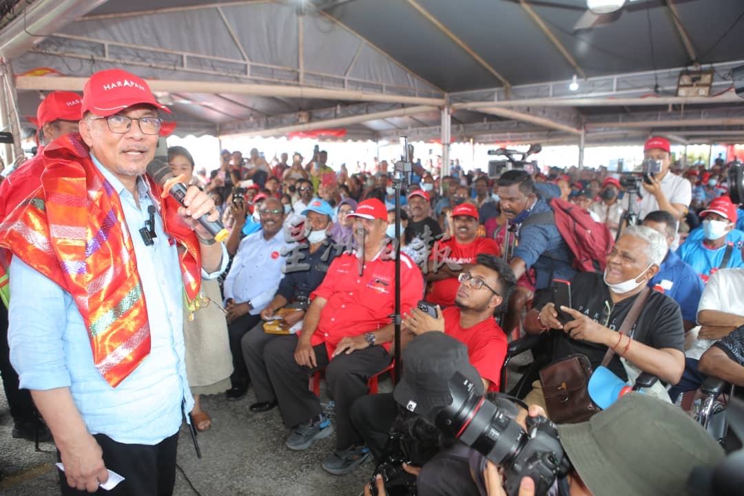 安华:要拿下多个关键议席 各民调显示希盟稍领先