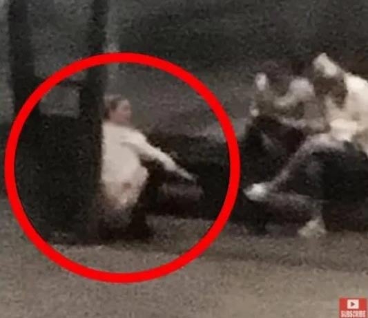 安柏赫德又出“屎”了！  疑路边脱裤解放全被拍