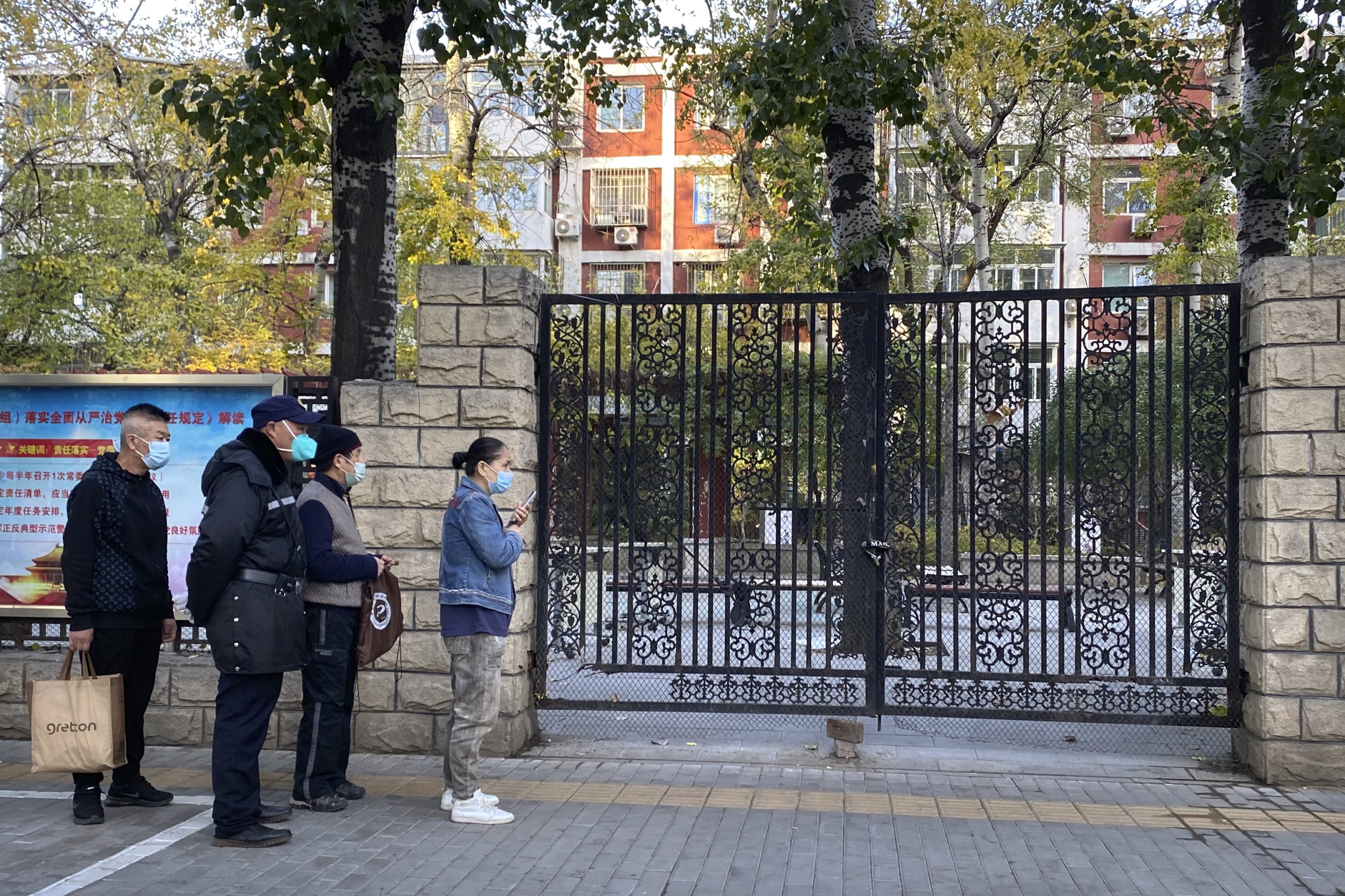 封了怨、开了又慌 石家庄传「彻底开放」惹恐慌 感冒药断货