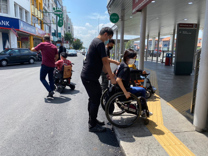 封底(大都会)欢庆国际残障人士日/8图