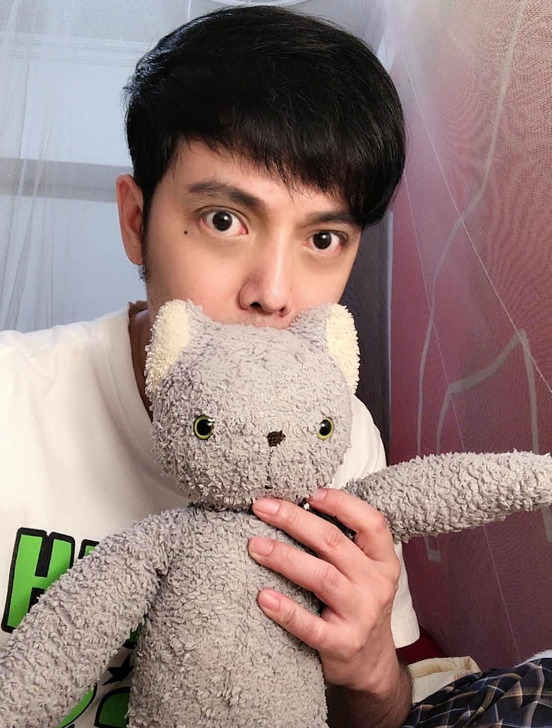 小炳深夜曝签了放弃急救吓坏人 二度发声明揭背后真相