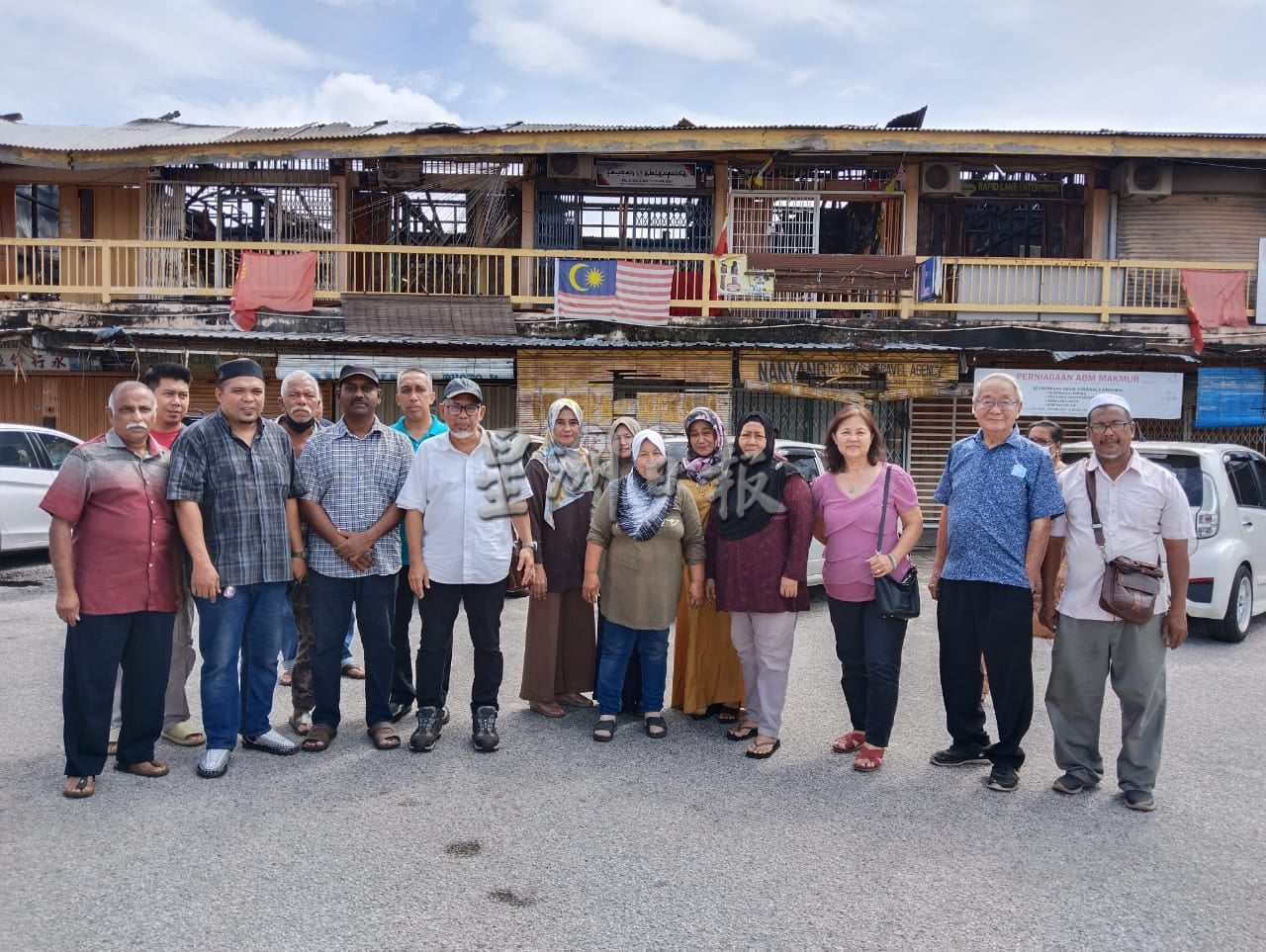 已审(大北马)大年巴士车站26店铺被大火烧毁近3个星期后26名业者申诉人民代议士没有站出来协助灾民解决问题感不满