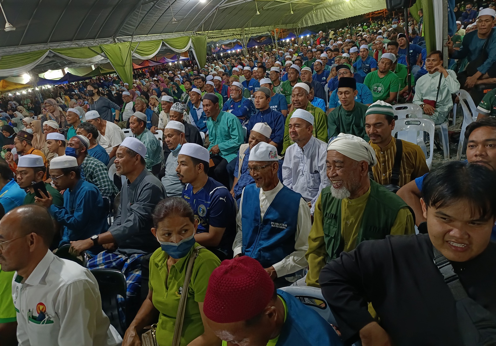 已审（大北马）虽然国盟热潮掀起，但吉打州务大臣拿督斯里莫哈末沙努西强调，吉州议席最快也将于明年3月之后，随时解散。