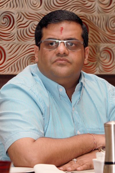 **已签发**全国：柔埔来国席改民政罗家荣上阵，地毯商迪巴：以别党或独立人士参选